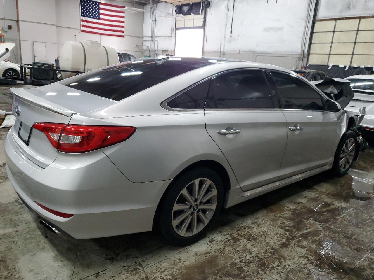 2016 Hyundai Sonata - Image 3
