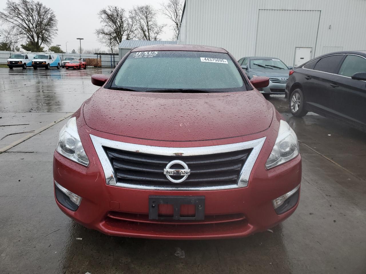 2015 Nissan Altima - Image 5