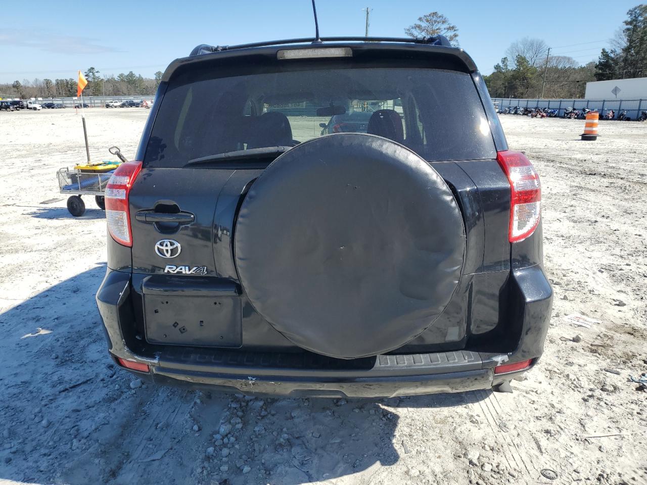 2010 Toyota RAV 4 - Image 6