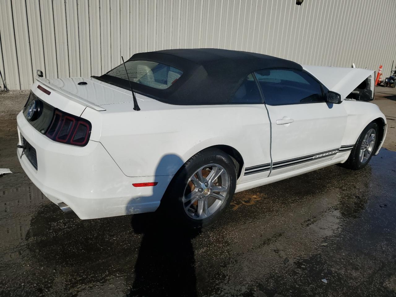 2014 Ford Mustang - Image 3