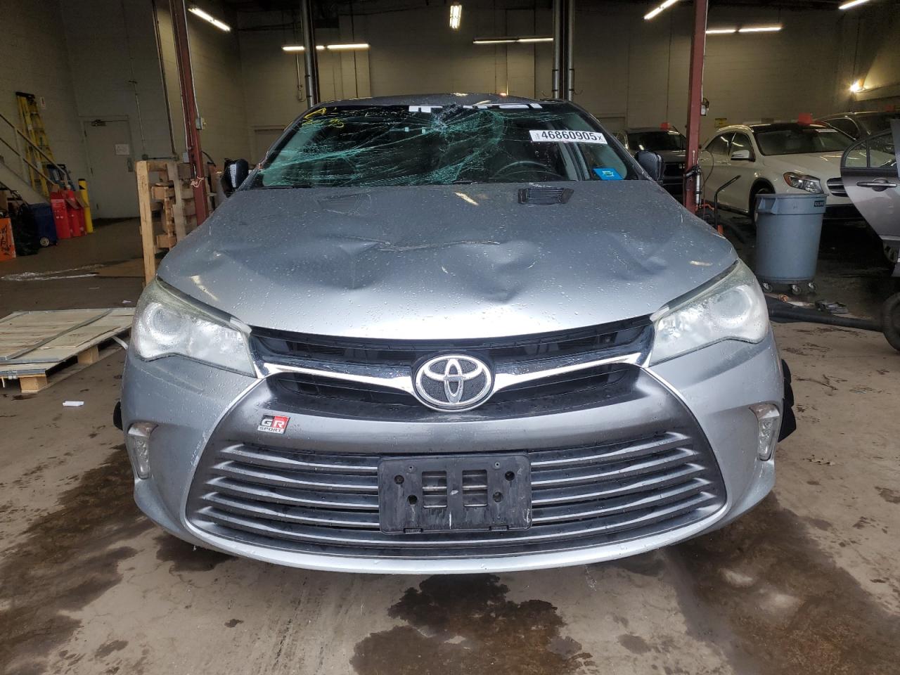 2015 Toyota Camry - Image 5