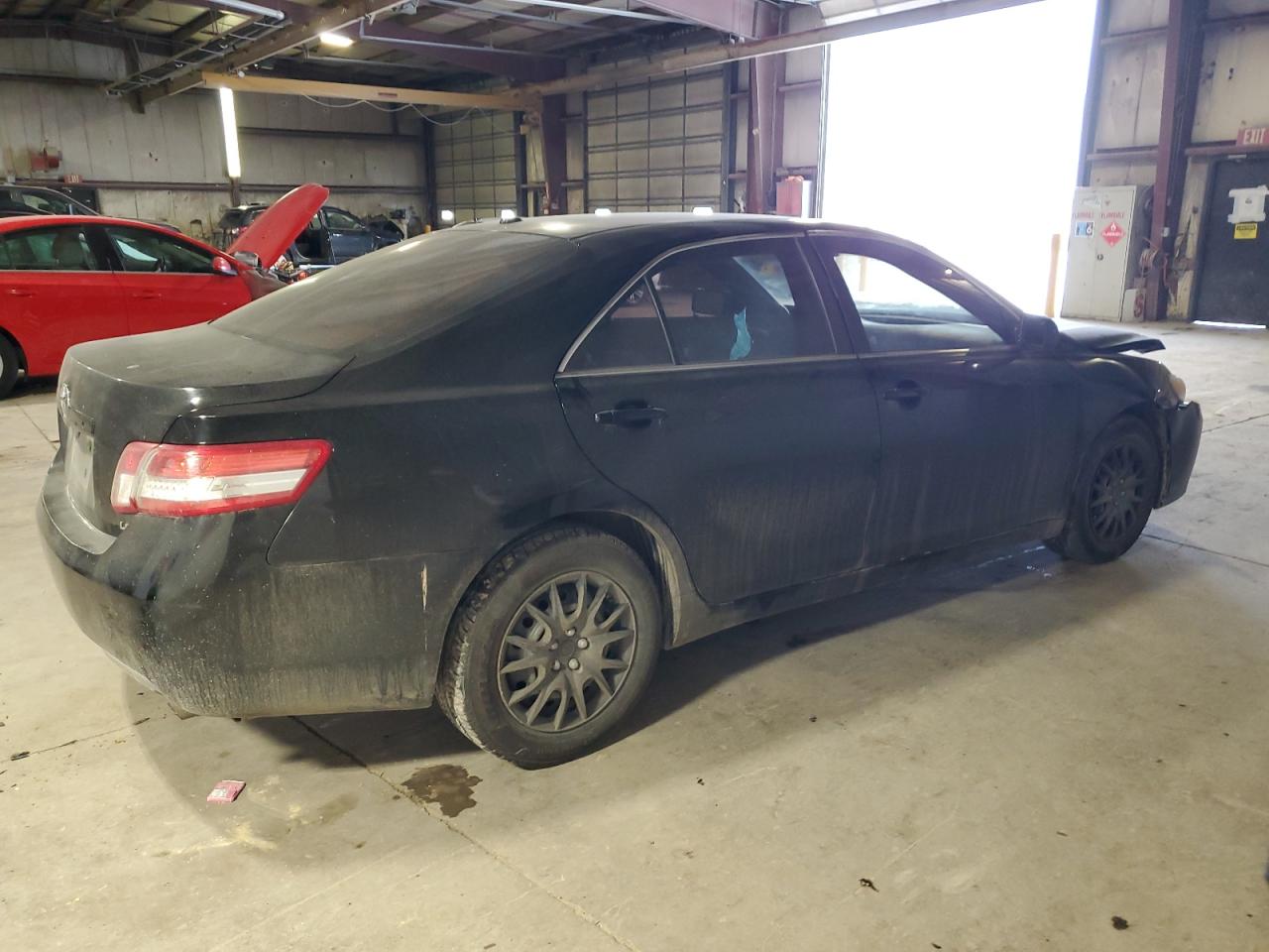 2011 Toyota Camry - Image 3
