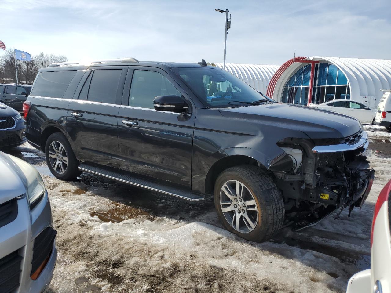 2023 Ford Expedition - Image 4