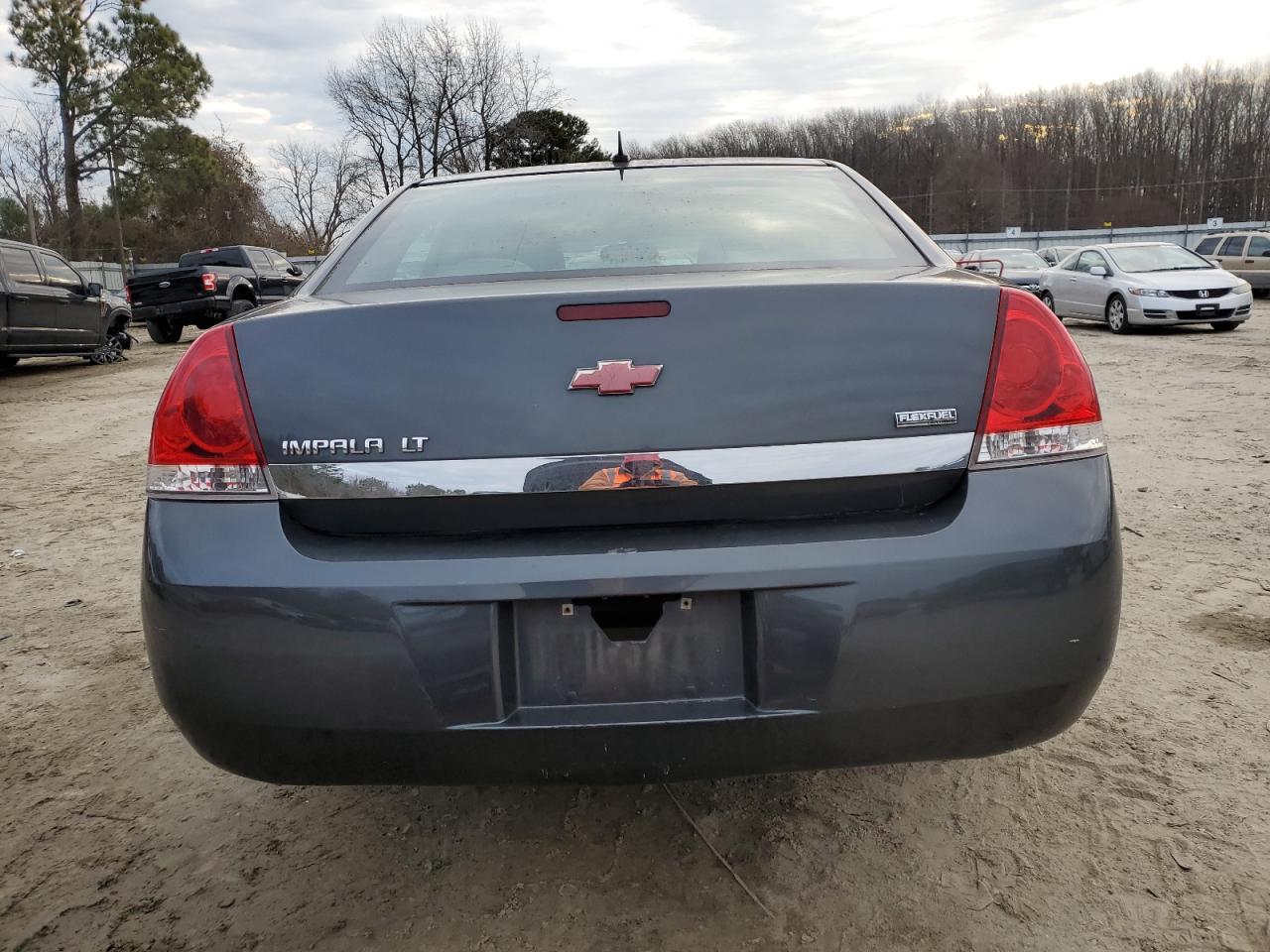 2010 Chevrolet Impala - Image 6