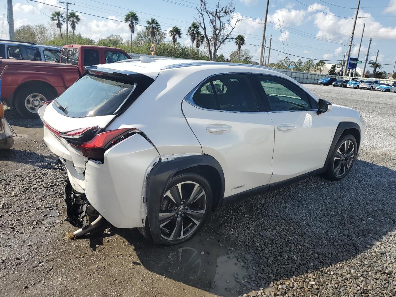 2021 Lexus UX - Image 3