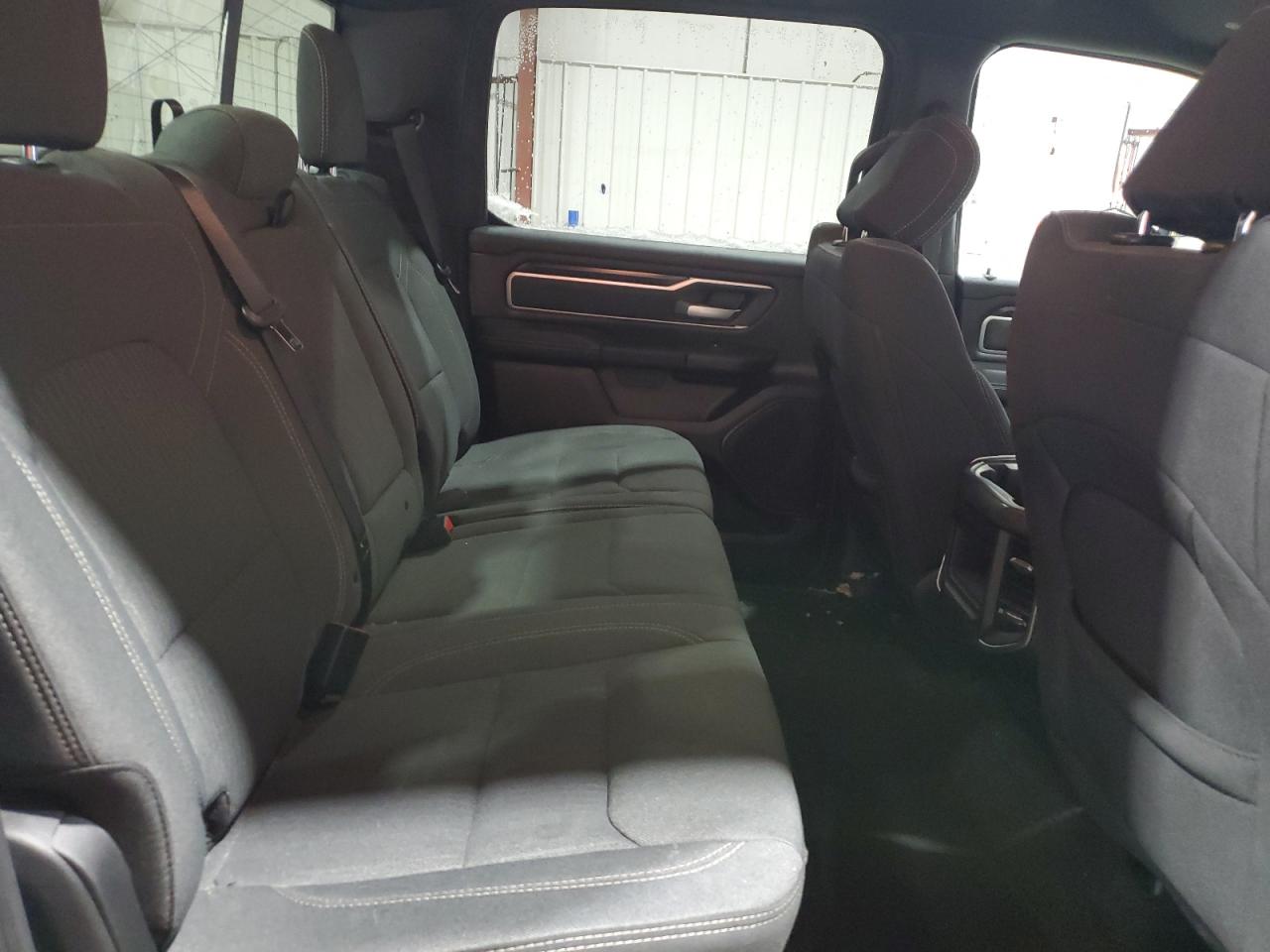 2022 RAM 1500 - Image 10