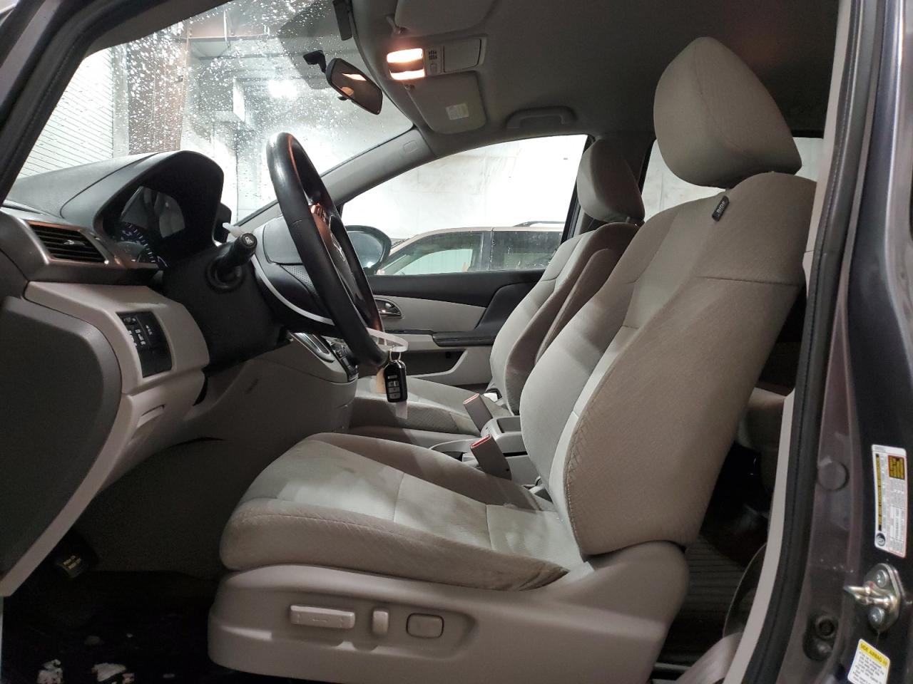 2016 Honda Odyssey - Image 7