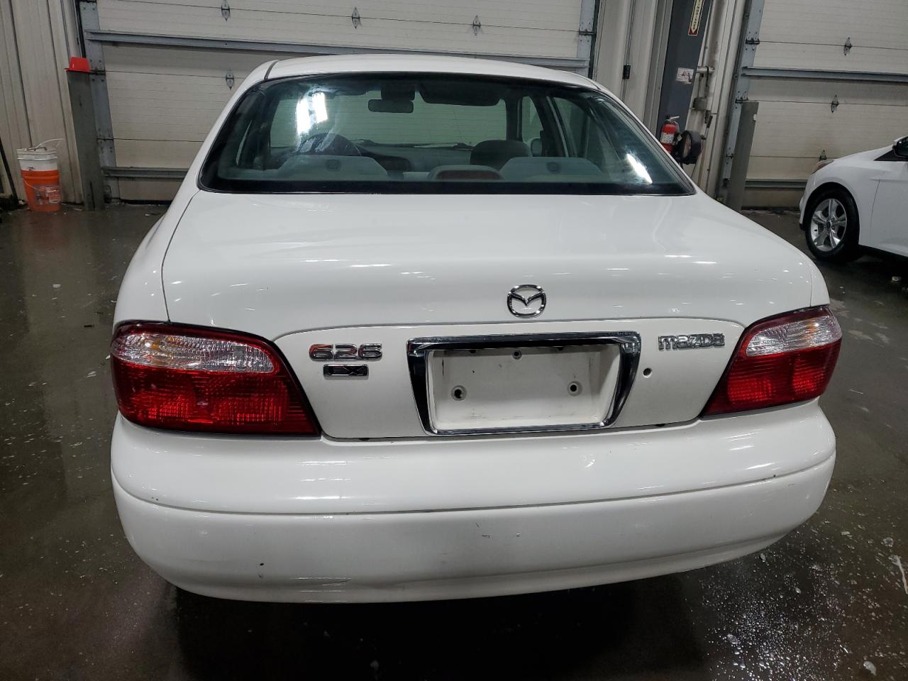 2001 Mazda 626 - Image 6