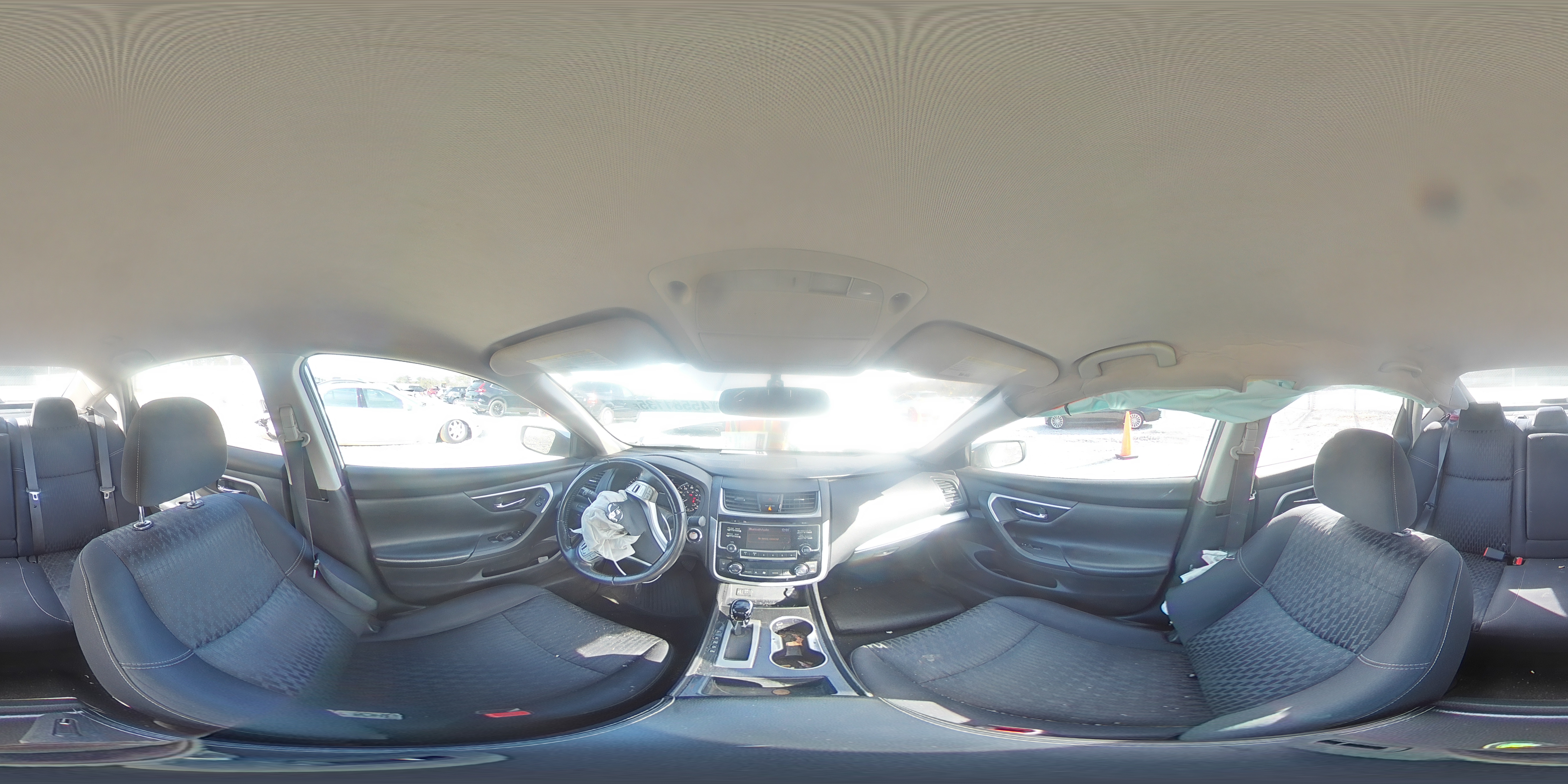 2018 Nissan Altima - Image 12