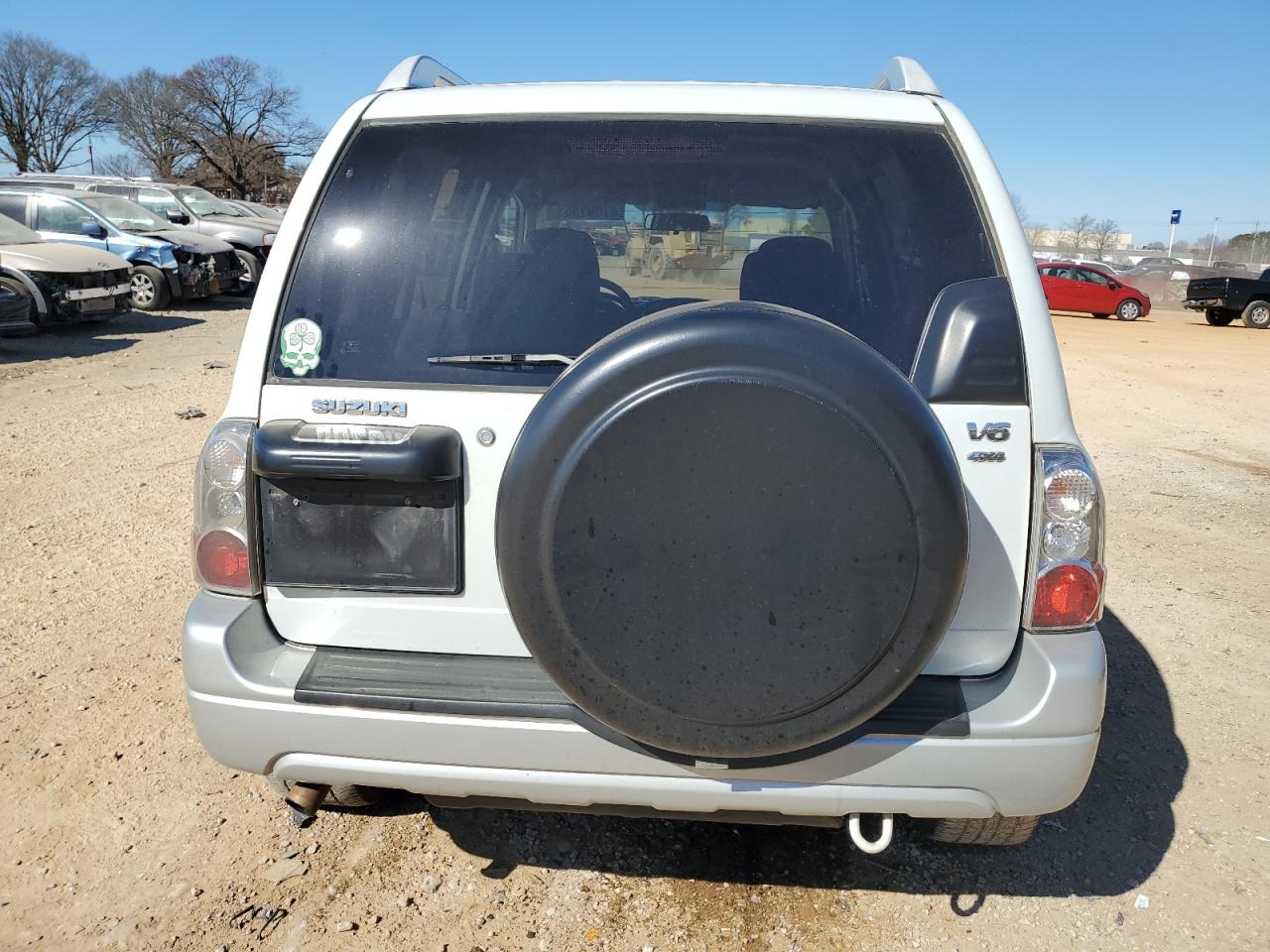 2005 Suzuki Grand Vitara - Image 6
