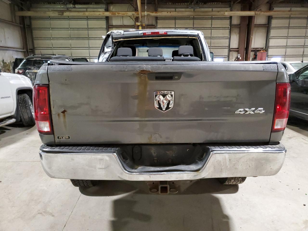 2010 Dodge RAM - Image 6