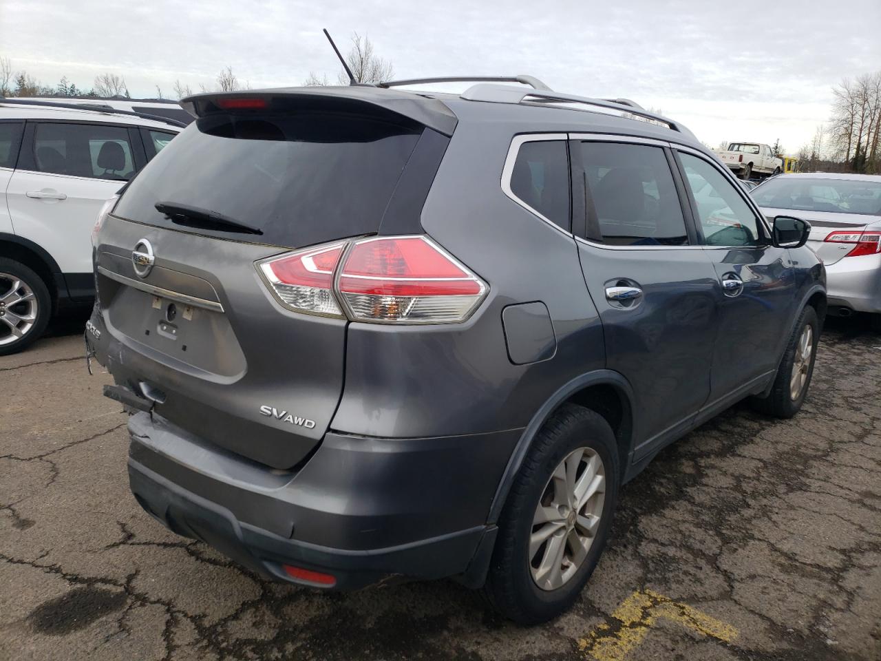 2015 Nissan Rogue - Image 3