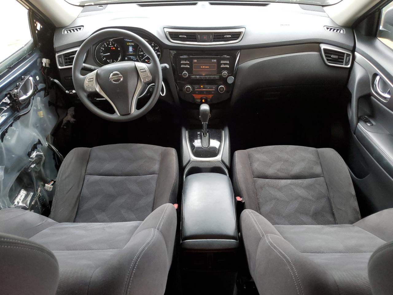 2015 Nissan Rogue - Image 8