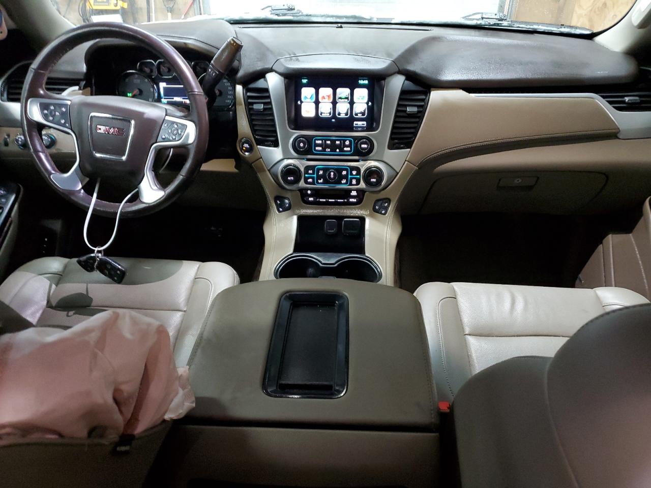 2020 GMC Yukon - Image 8