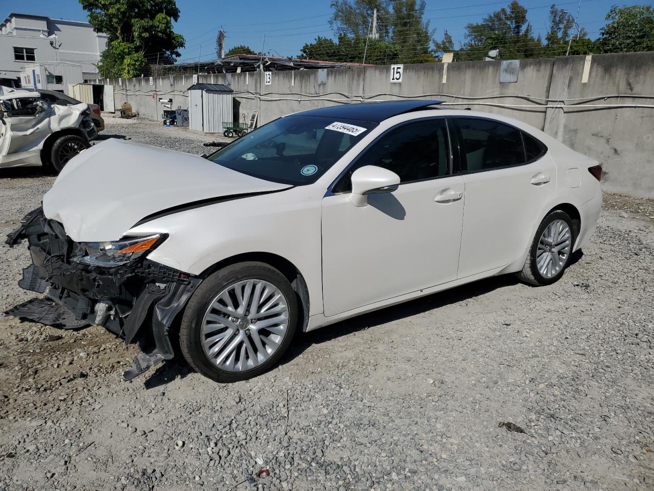 2018 Lexus ES - Image 1