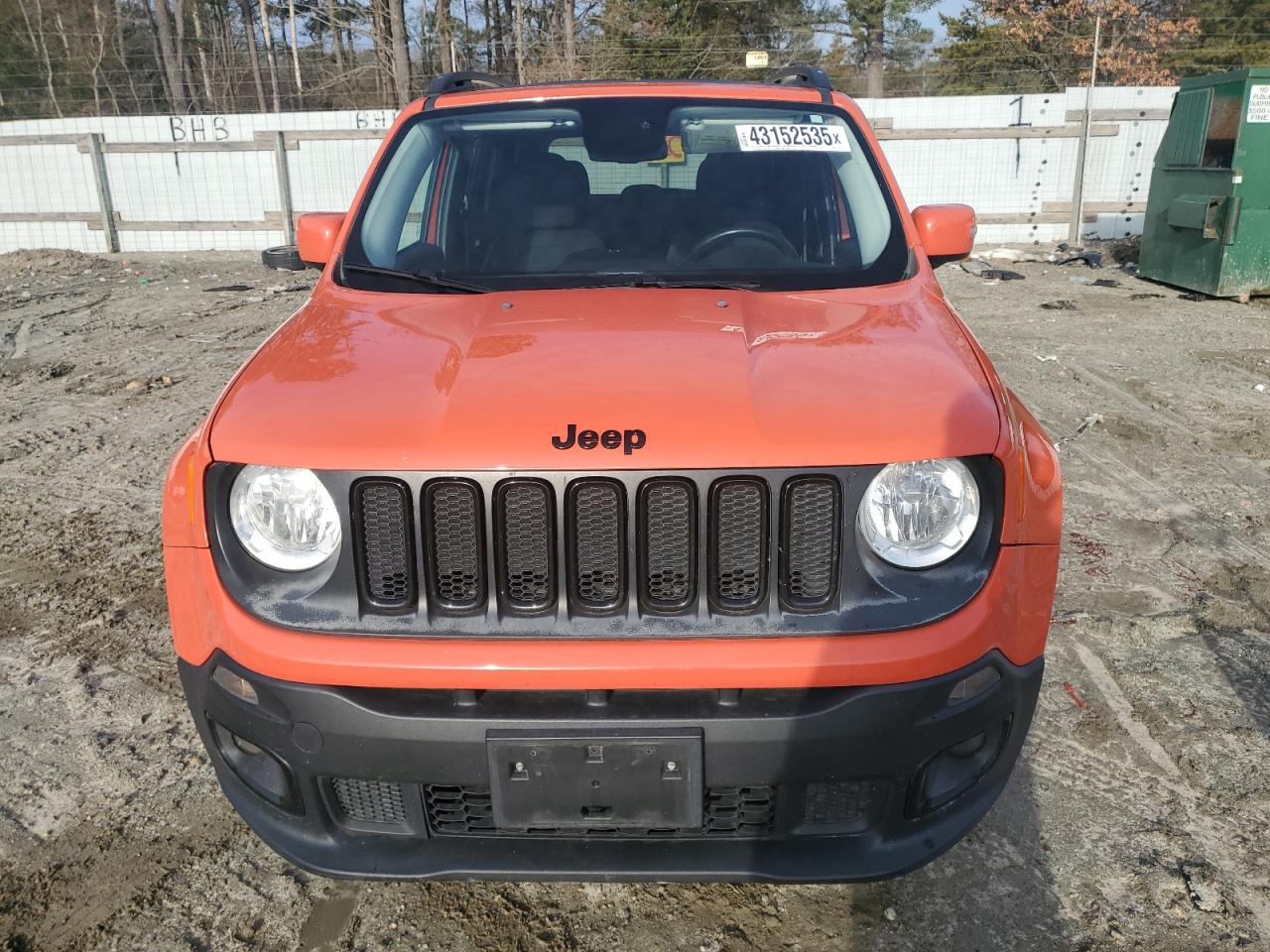 2017 Jeep Renegade - Image 5
