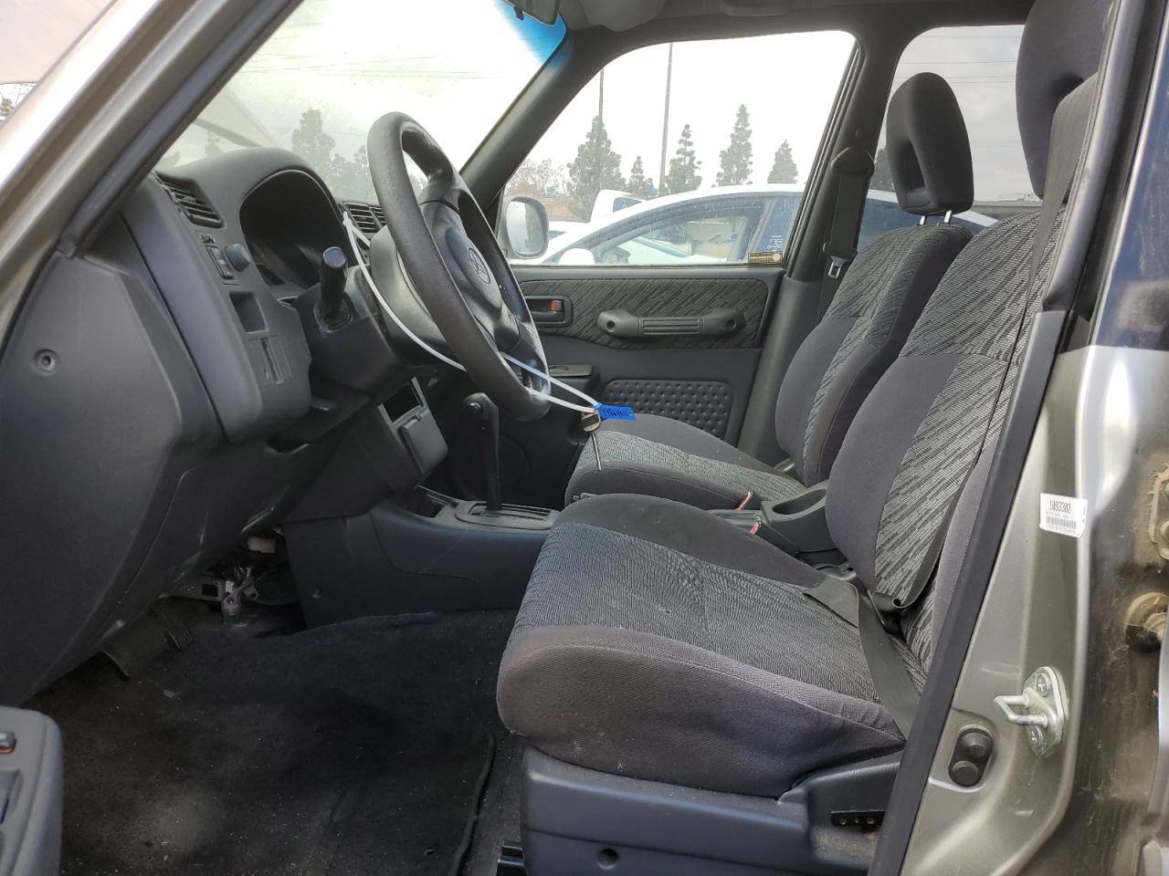 1999 Toyota RAV 4 - Image 7