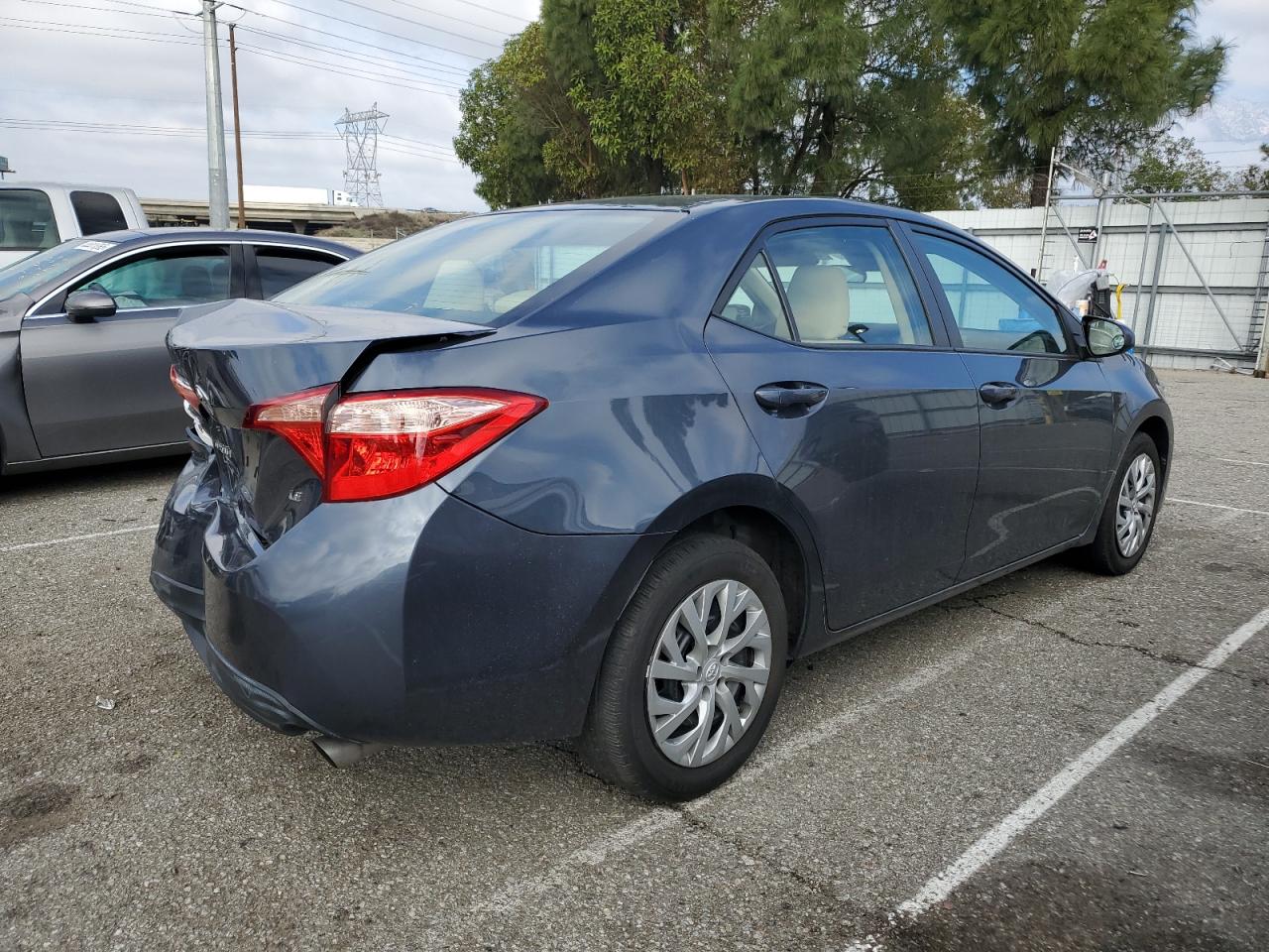 2017 Toyota Corolla - Image 3