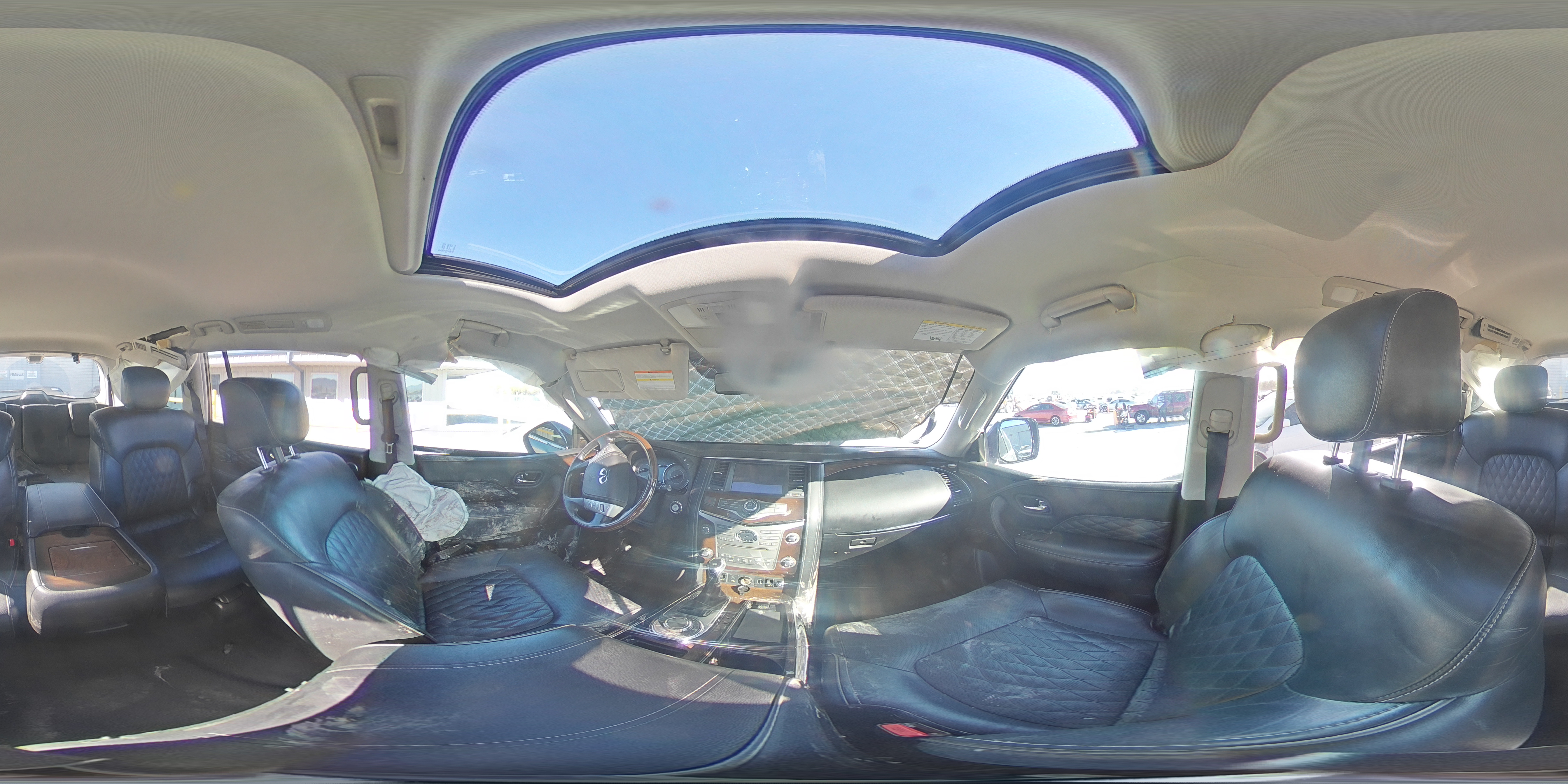 2018 Infiniti QX80 - Image 14