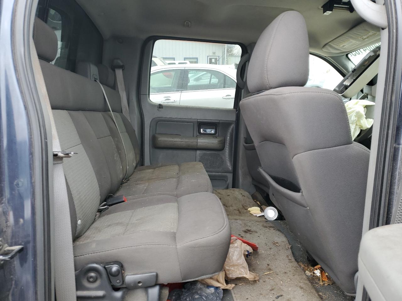 2005 Ford F-150 - Image 10