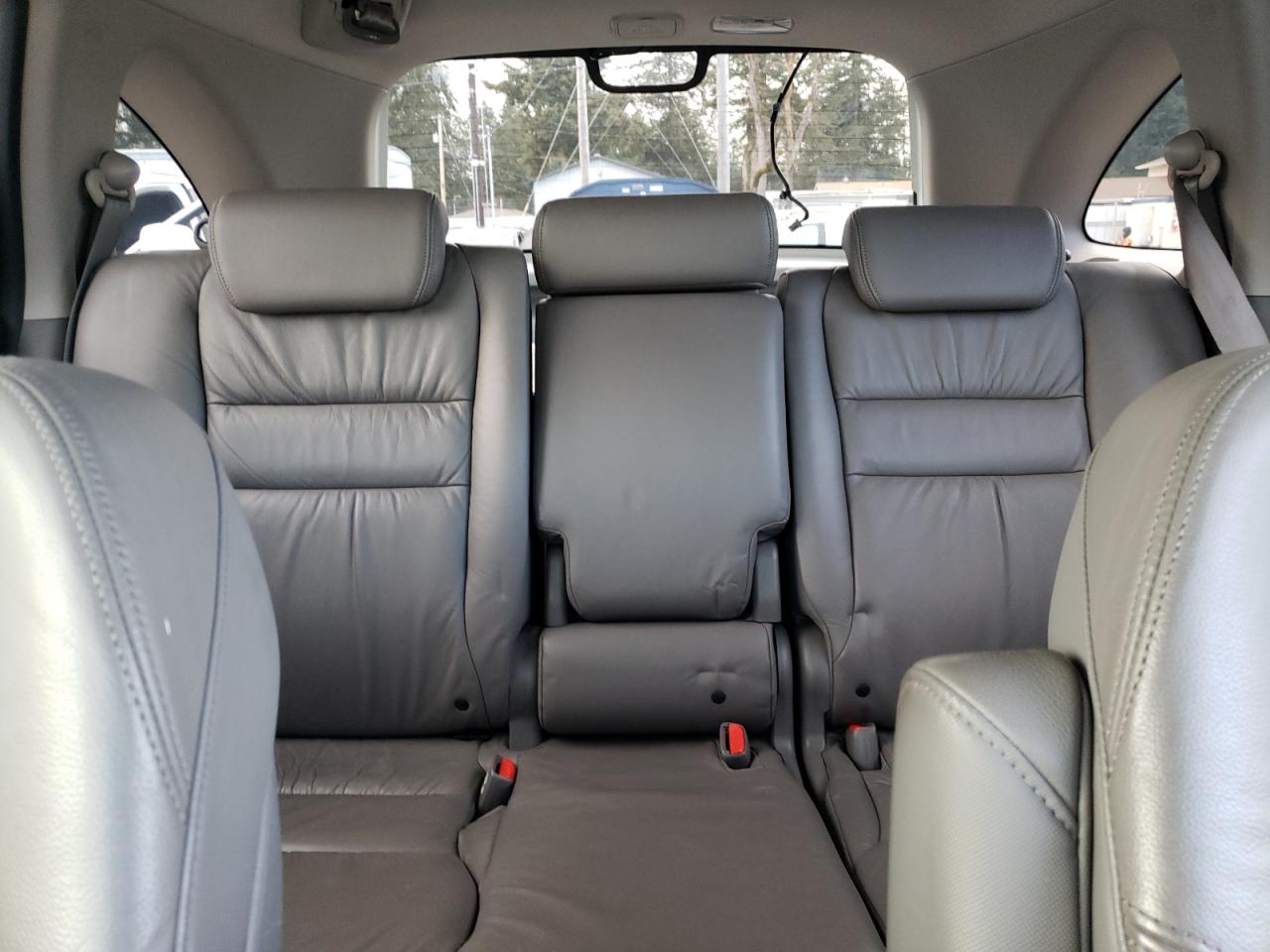 2009 Honda CR-V - Image 10