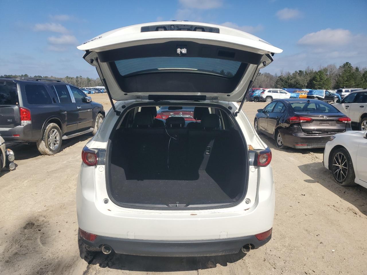 2021 Mazda CX-5 - Image 6