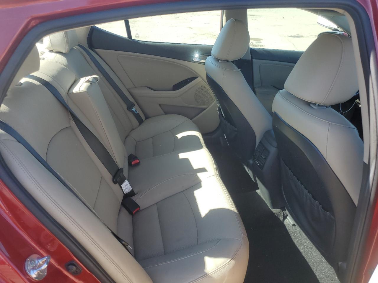 2013 Kia Optima - Image 11
