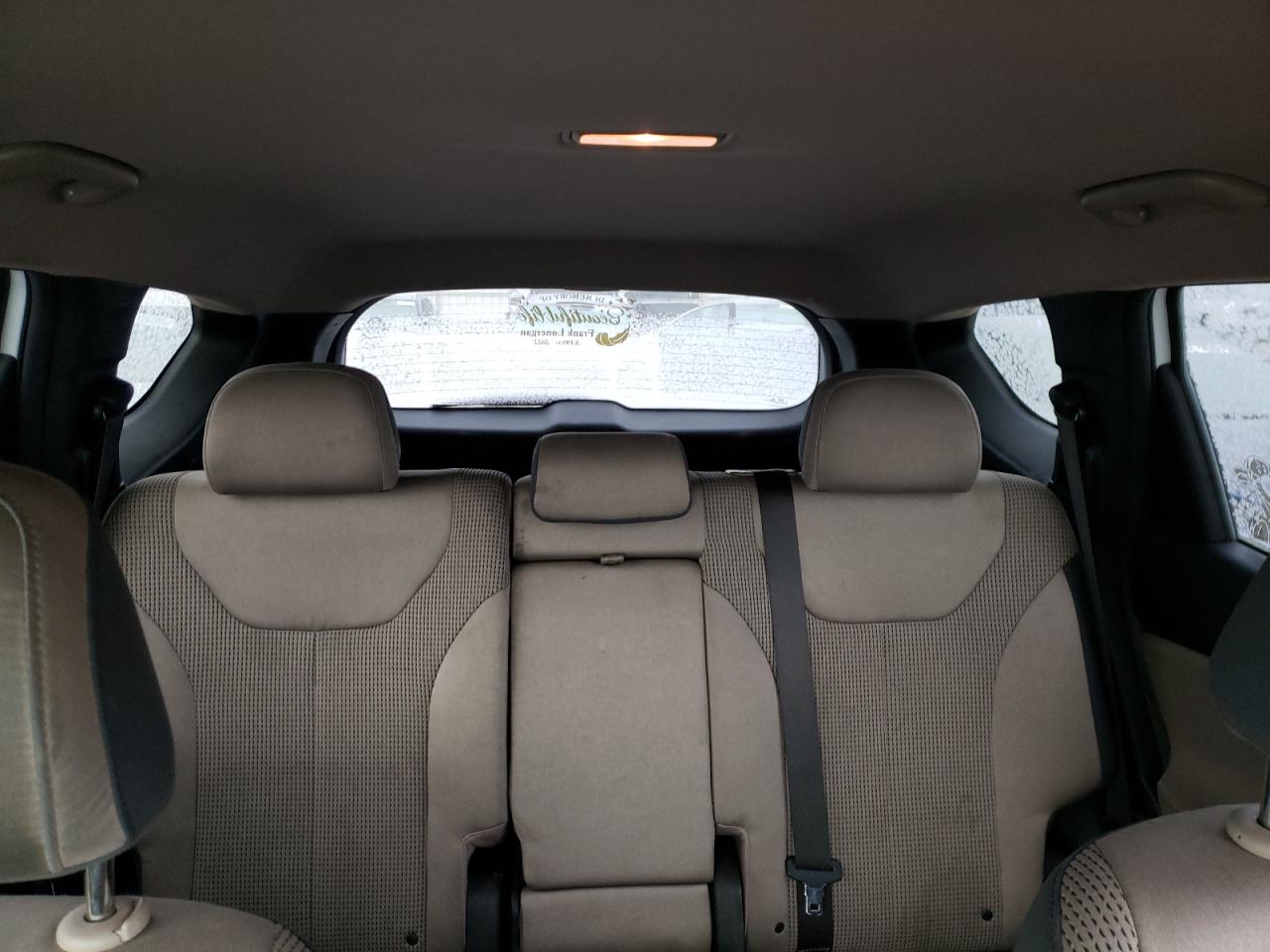 2019 Hyundai Santa Fe - Image 10