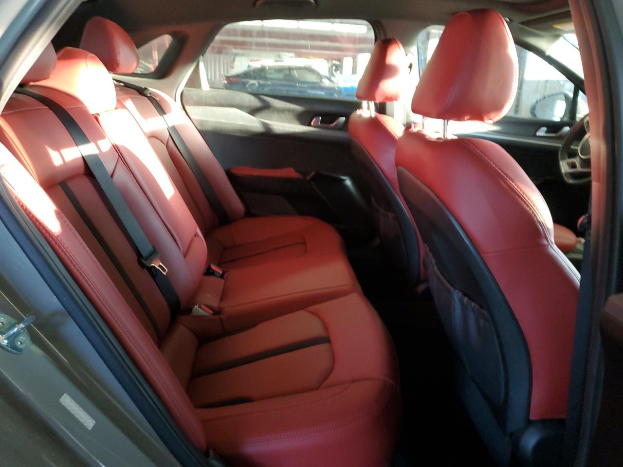 2023 Kia K5 - Image 10