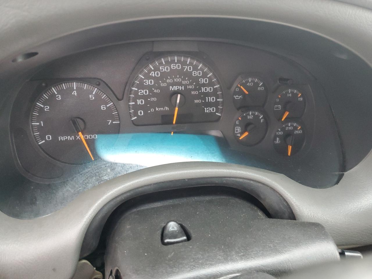 2002 Chevrolet TrailBlazer - Image 9