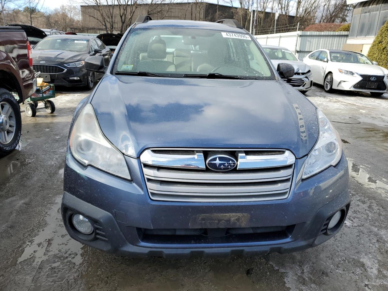 2014 Subaru Outback - Image 5