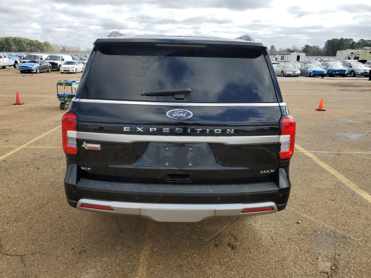 2023 Ford Expedition - Image 6
