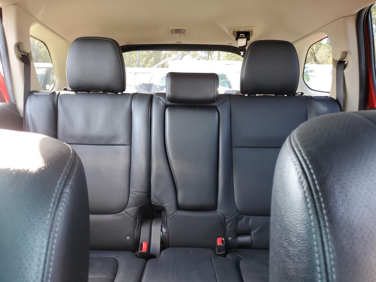 2017 Mitsubishi Outlander - Image 10