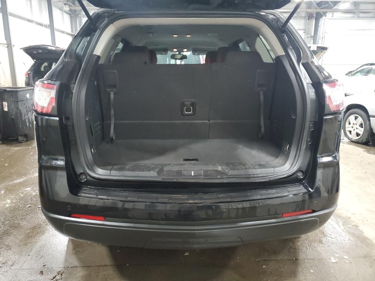 2017 Chevrolet Traverse - Image 6