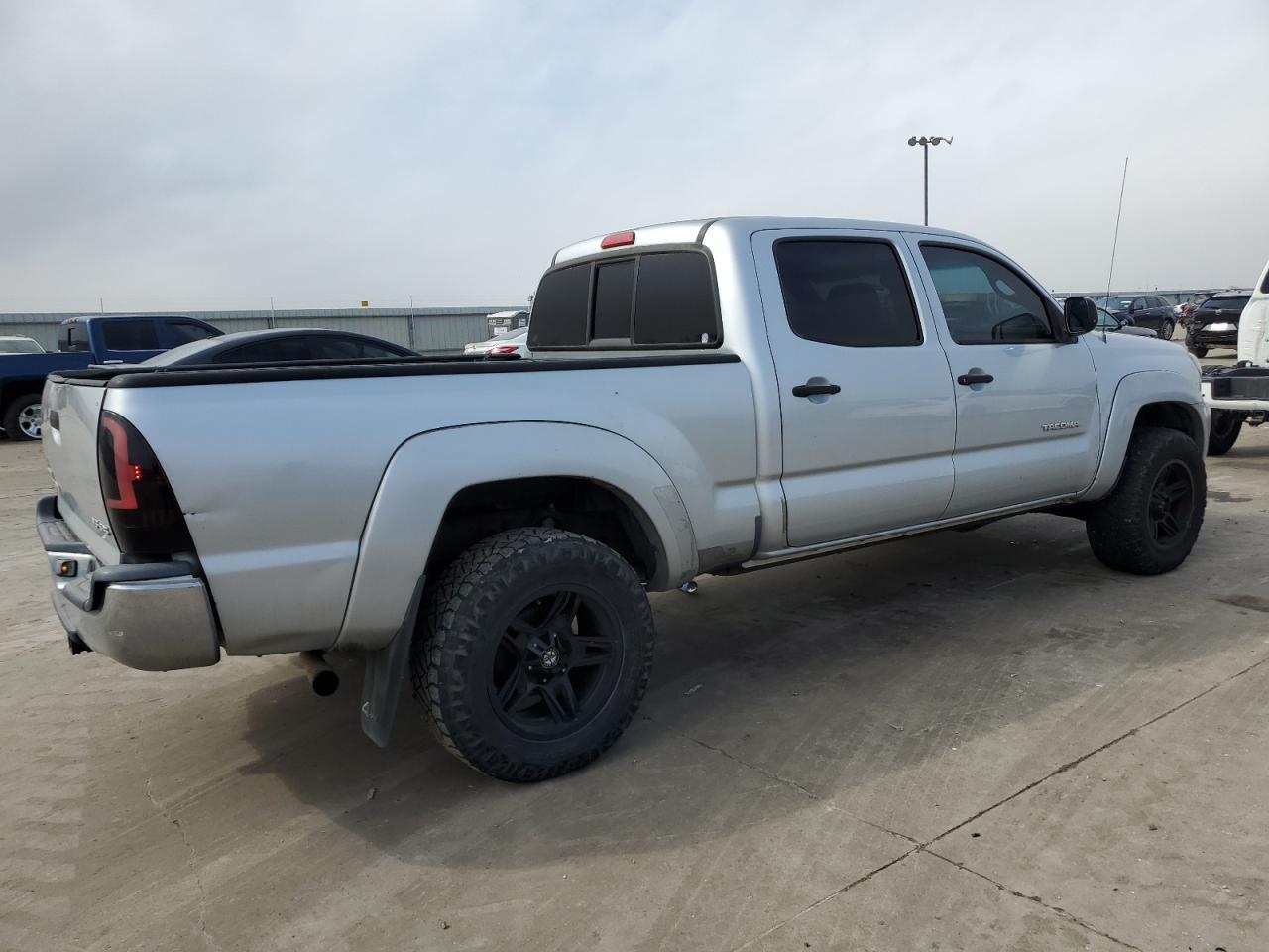 2006 Toyota Tacoma - Image 3