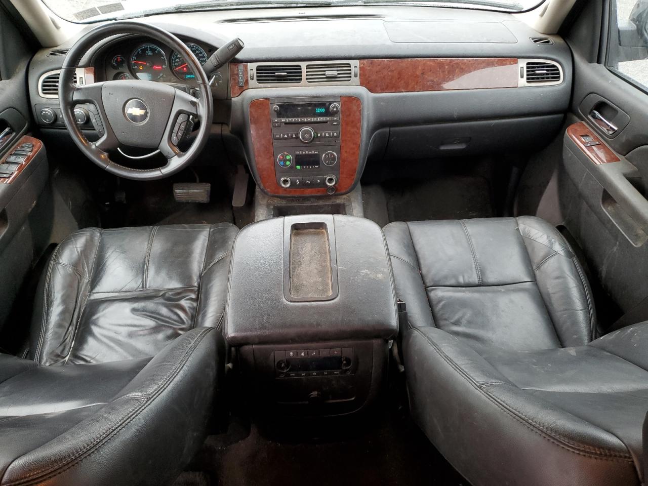 2010 Chevrolet Tahoe - Image 8