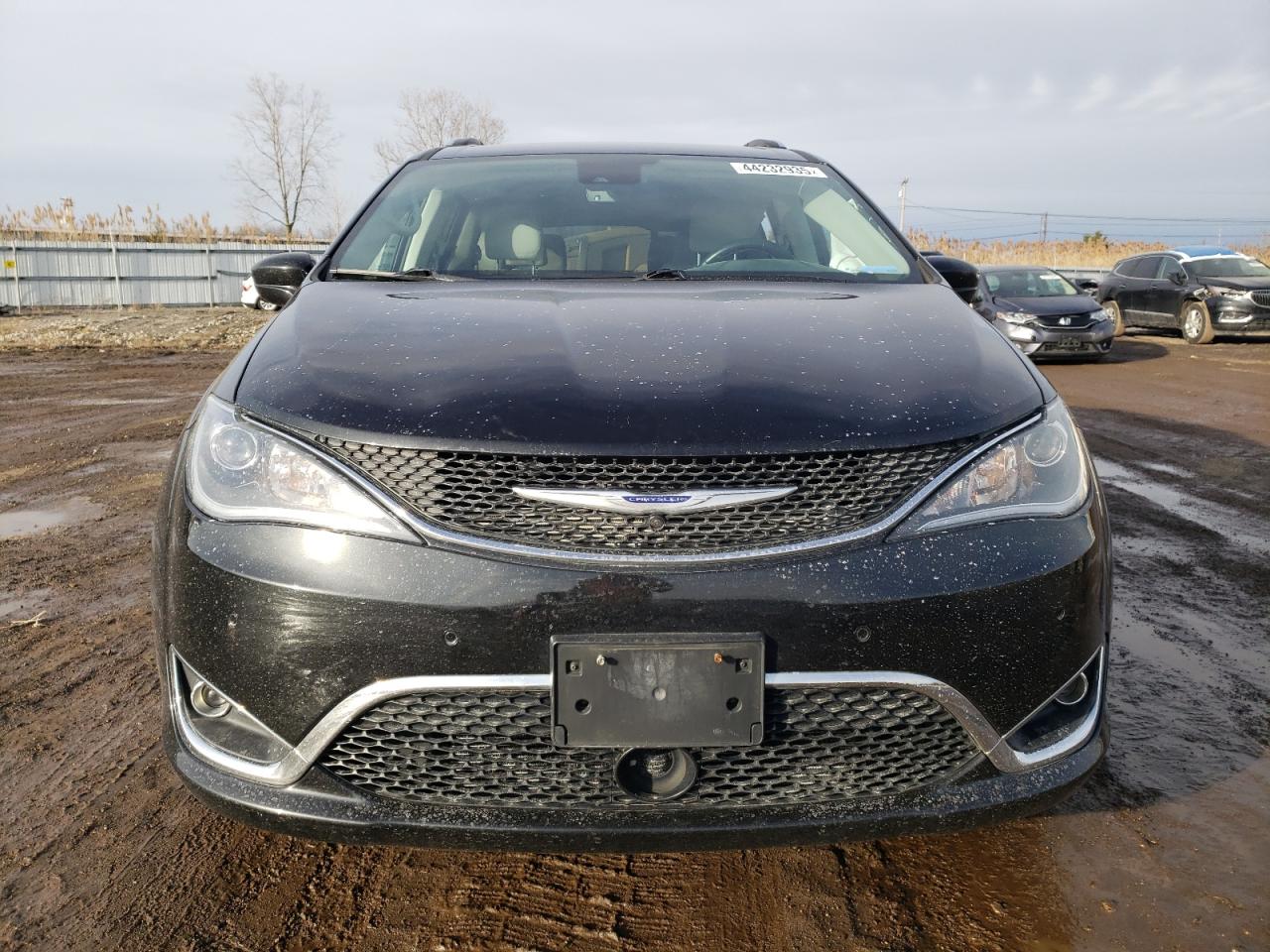 2020 Chrysler Pacifica - Image 5