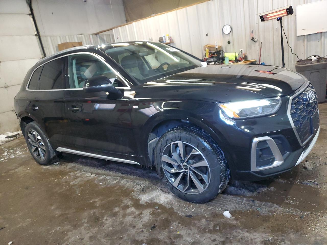 2023 Audi Q5 - Image 4