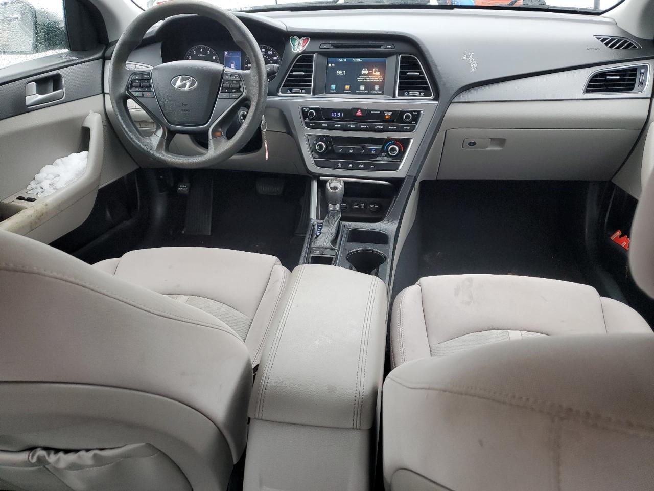 2016 Hyundai Sonata - Image 8