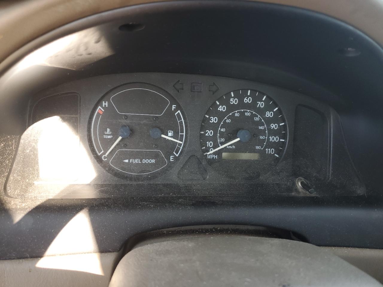 2002 Toyota Corolla - Image 9