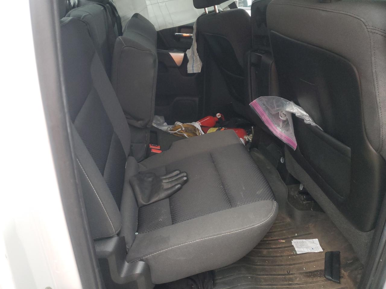 2014 Chevrolet Silverado - Image 11