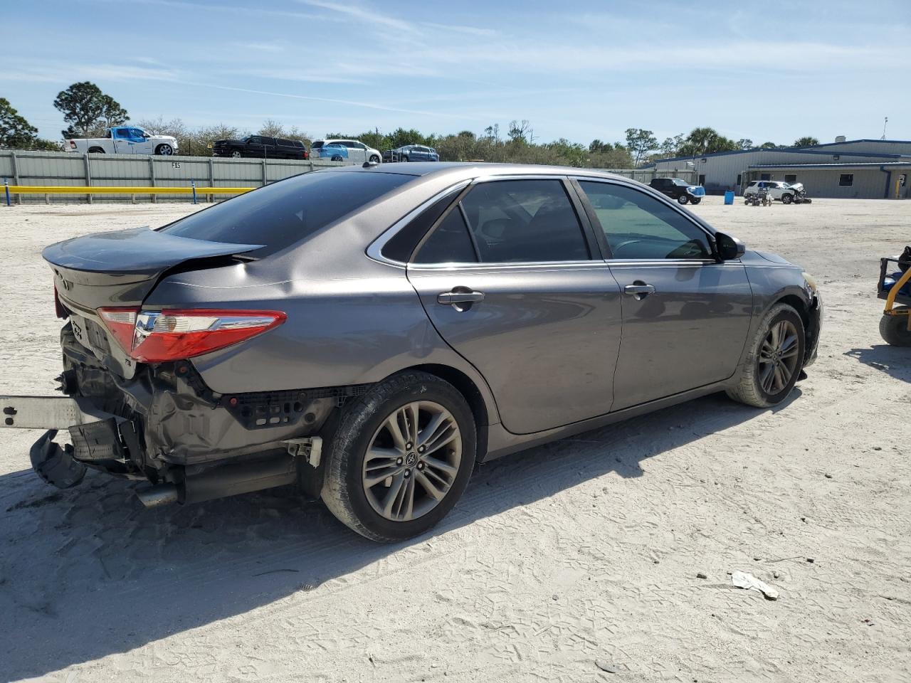 2015 Toyota Camry - Image 3