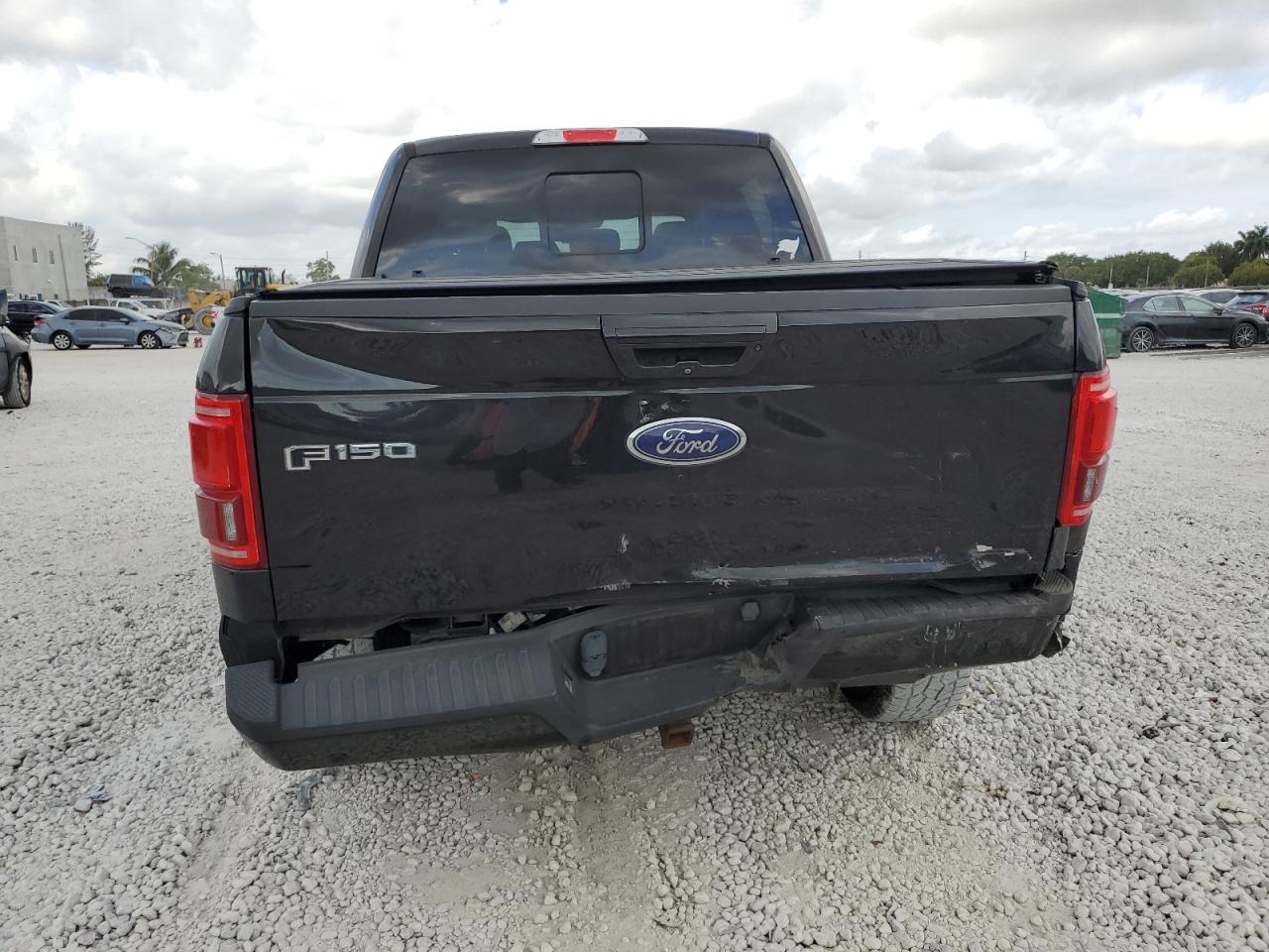 2015 Ford F-150 - Image 6