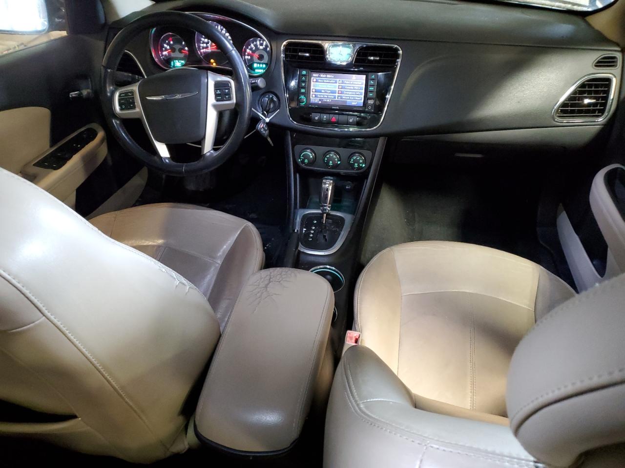 2012 Chrysler 200 - Image 8