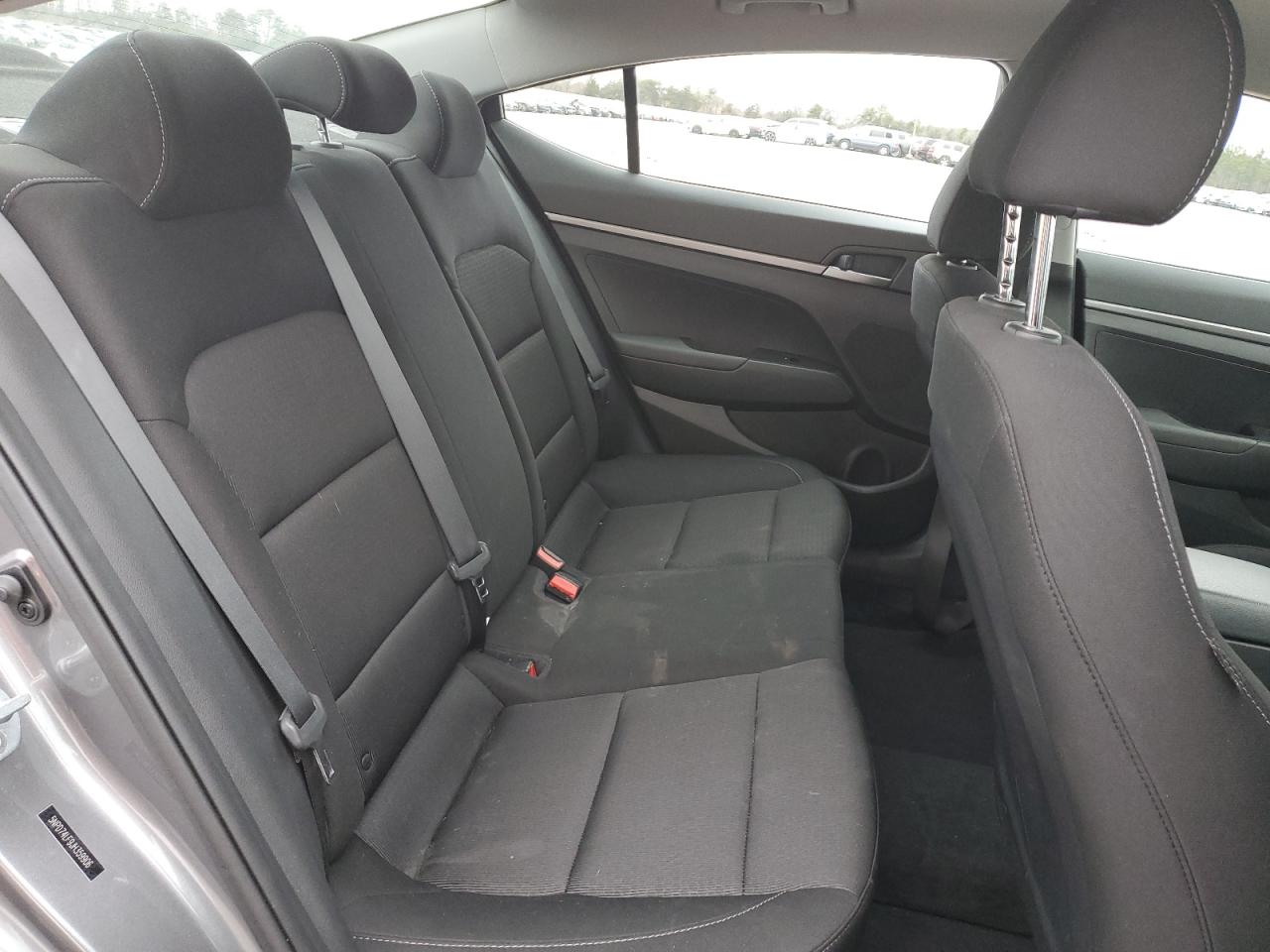 2018 Hyundai Elantra - Image 10