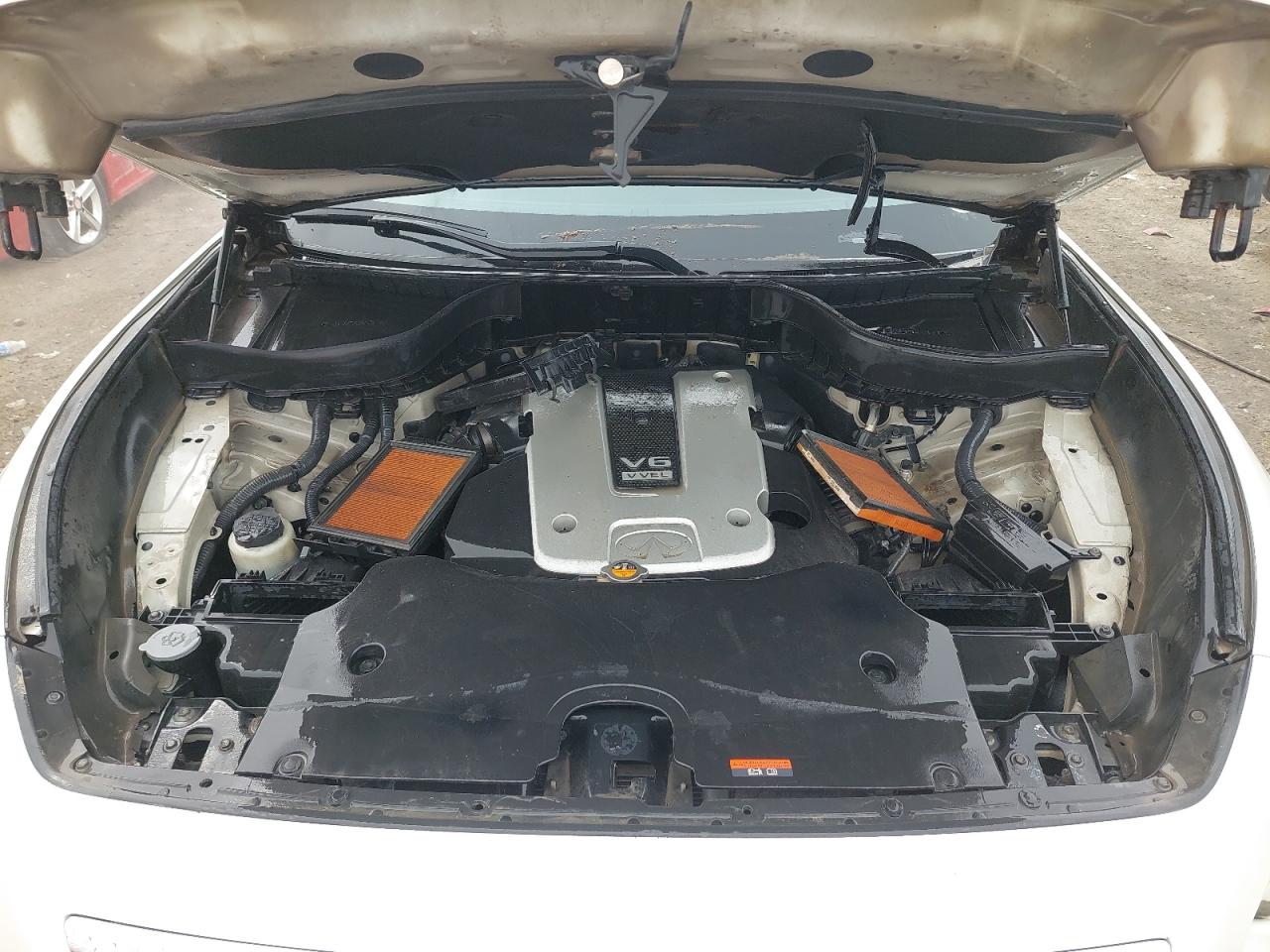 JNRCS1MWXEM630006 - 2014 Infi QX70 - #46759335