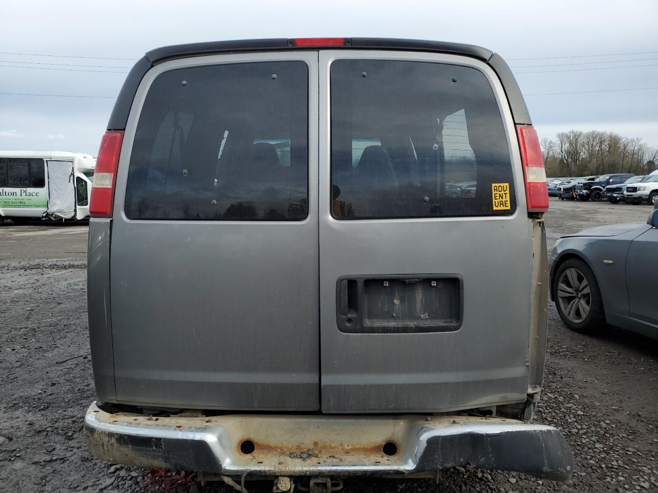 2006 Chevrolet Express G1500 VIN: 1GNFH15T761181295 Lot: 45521305