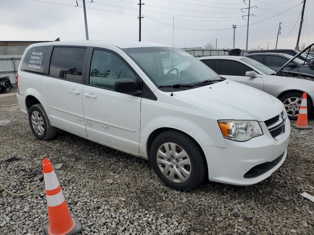 2015 Dodge Caravan - Image 4