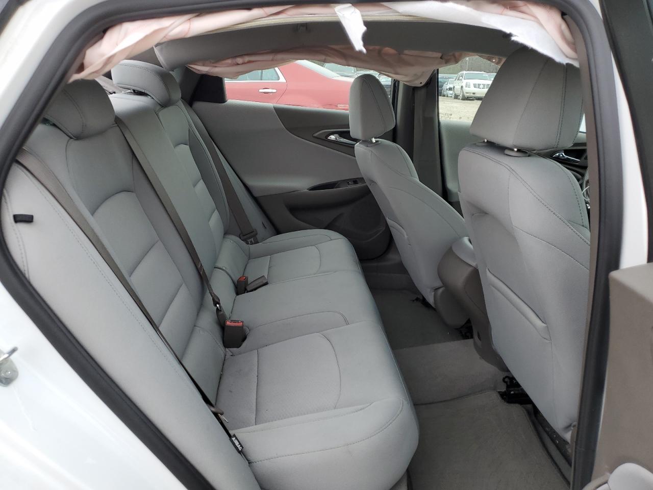 2020 Chevrolet Malibu - Image 11
