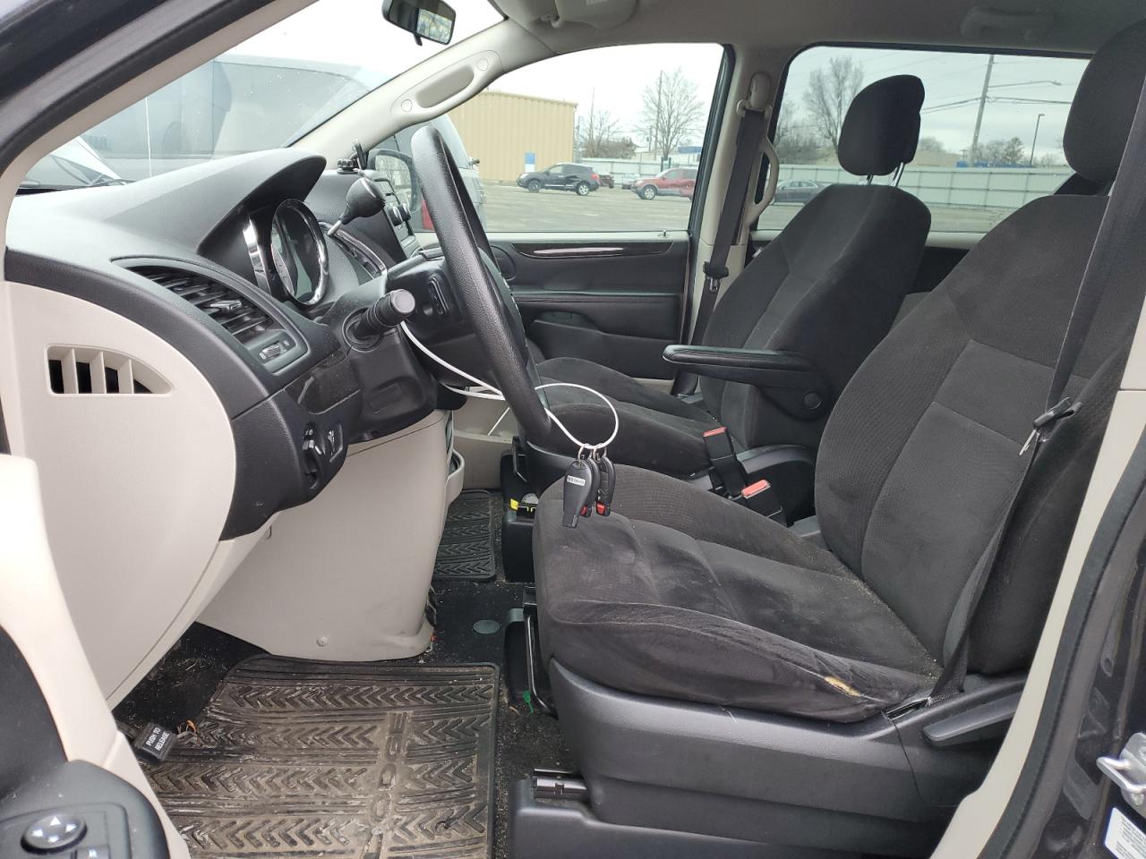 2014 Dodge Caravan - Image 7